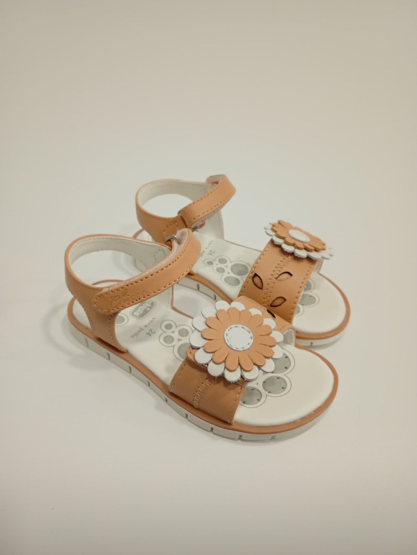 SANDALI DA BAMBINA CHICCO 33